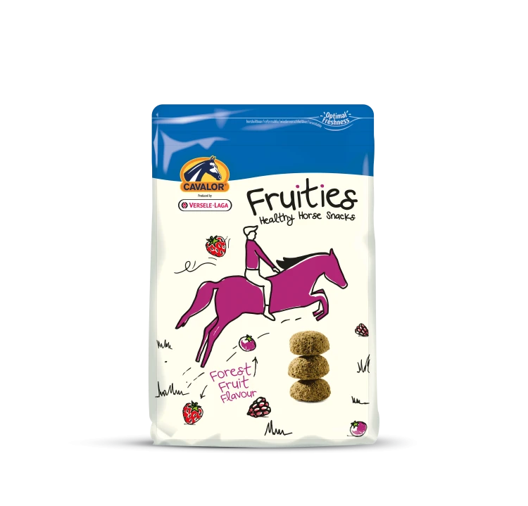Smaczki-dla-koni-cavalor-_FRUITIES_750G.png
