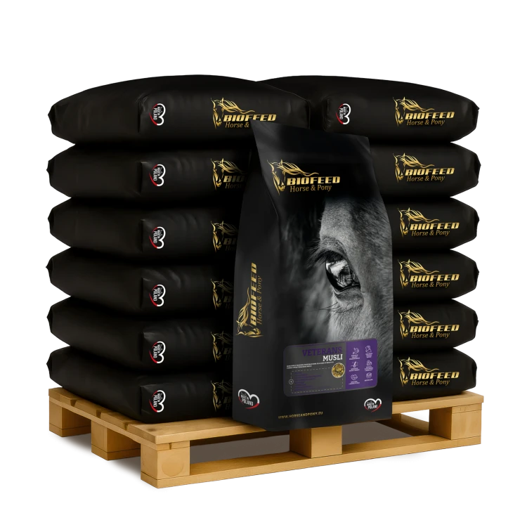 pasza-dla-starszych-koni-biofeed.png