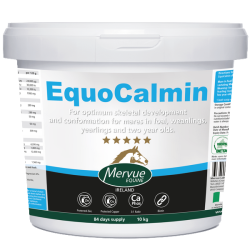 dla klaczy źrebnych, karmiących i młodych koni na rozwój kości i prawidłową budowę.png